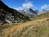 Dall'Alpe Naga verso l'Alpe della Valle alle ns spalle.......